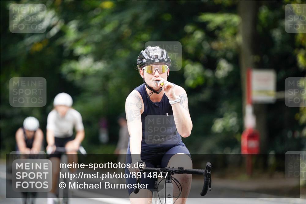 14.09.2025 - Stadtparktriathlon Michael Burmester http://msf.ph/oto/8914847 14.09.2025 12:43:42 Radfahren 1252, 1267, 1296, 1298, 1361, 1365, 1367, 1405, 1407 meine-sportfotos.de