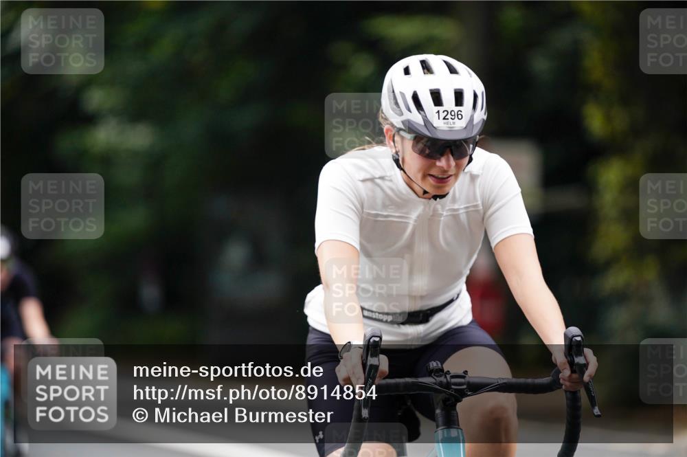14.09.2025 - Stadtparktriathlon Michael Burmester http://msf.ph/oto/8914854 14.09.2025 12:43:44 Radfahren 1252, 1267, 1296, 1298, 1361, 1365, 1367, 1405, 1407 meine-sportfotos.de