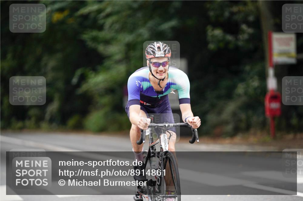 14.09.2025 - Stadtparktriathlon Michael Burmester http://msf.ph/oto/8914861 14.09.2025 12:44:06 Radfahren 1246, 1386, 1388 meine-sportfotos.de