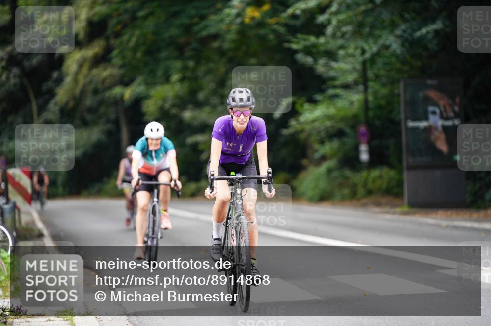 14.09.2025 - Stadtparktriathlon Michael Burmester http://msf.ph/oto/8914868 14.09.2025 12:44:18 Radfahren 1257, 1300, 1339 meine-sportfotos.de
