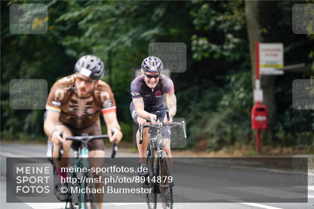 14.09.2025 - Stadtparktriathlon Michael Burmester http://msf.ph/oto/8914879 14.09.2025 12:44:29 Radfahren 1264, 1286, 1300, 1356, 1377 meine-sportfotos.de