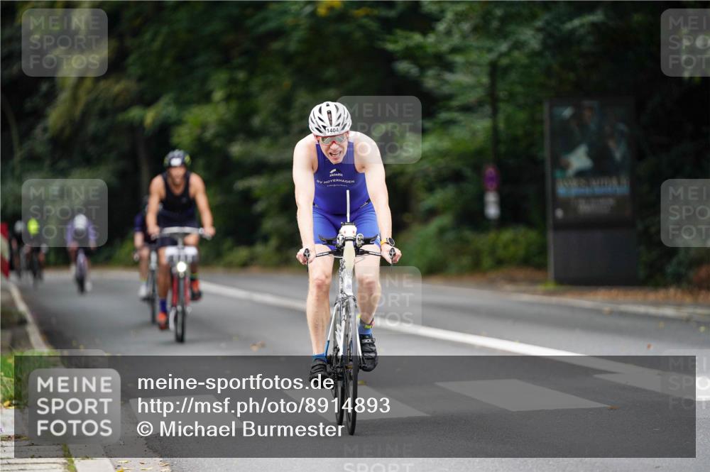 14.09.2025 - Stadtparktriathlon Michael Burmester http://msf.ph/oto/8914893 14.09.2025 12:44:52 Radfahren 1311, 1315, 1351, 1404 meine-sportfotos.de