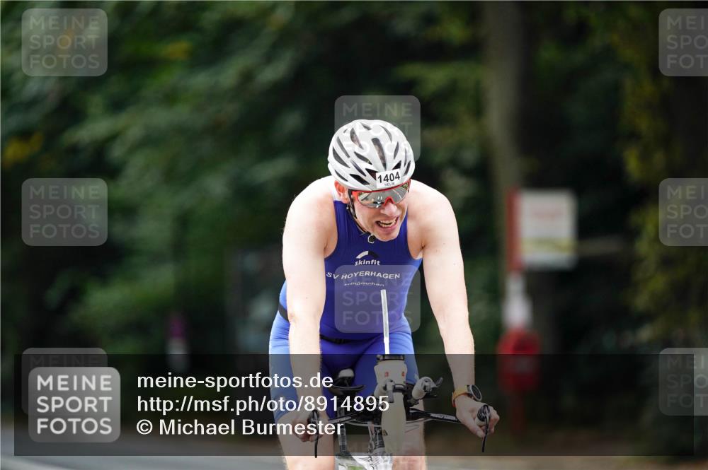 14.09.2025 - Stadtparktriathlon Michael Burmester http://msf.ph/oto/8914895 14.09.2025 12:44:53 Radfahren 1311, 1315, 1351, 1404 meine-sportfotos.de