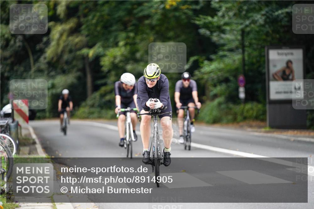 14.09.2025 - Stadtparktriathlon Michael Burmester http://msf.ph/oto/8914905 14.09.2025 12:45:02 Radfahren 1293, 1311, 1315, 1322, 1340, 1351, 1392 meine-sportfotos.de