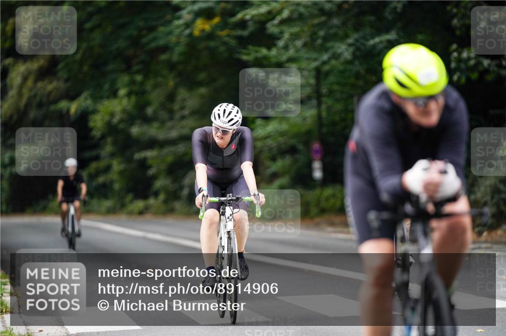 14.09.2025 - Stadtparktriathlon Michael Burmester http://msf.ph/oto/8914906 14.09.2025 12:45:03 Radfahren 1293, 1311, 1315, 1322, 1340, 1392 meine-sportfotos.de