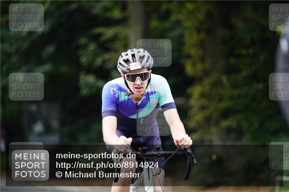 14.09.2025 - Stadtparktriathlon Michael Burmester http://msf.ph/oto/8914924 14.09.2025 12:45:36 Radfahren 1345, 1347, 1369 meine-sportfotos.de