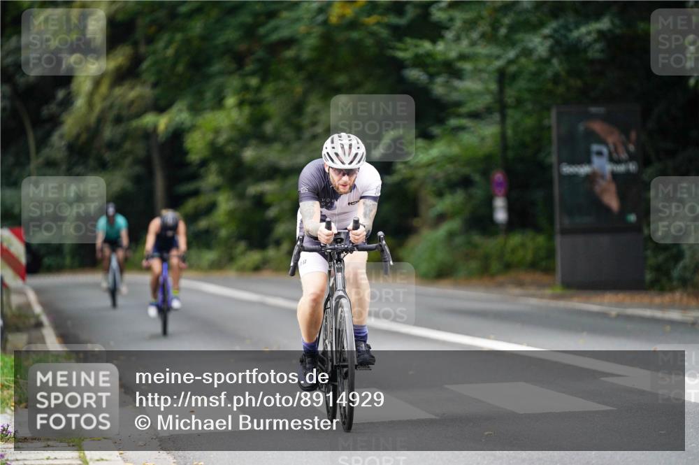 14.09.2025 - Stadtparktriathlon Michael Burmester http://msf.ph/oto/8914929 14.09.2025 12:45:44 Radfahren 1308, 1344, 1345, 1359 meine-sportfotos.de