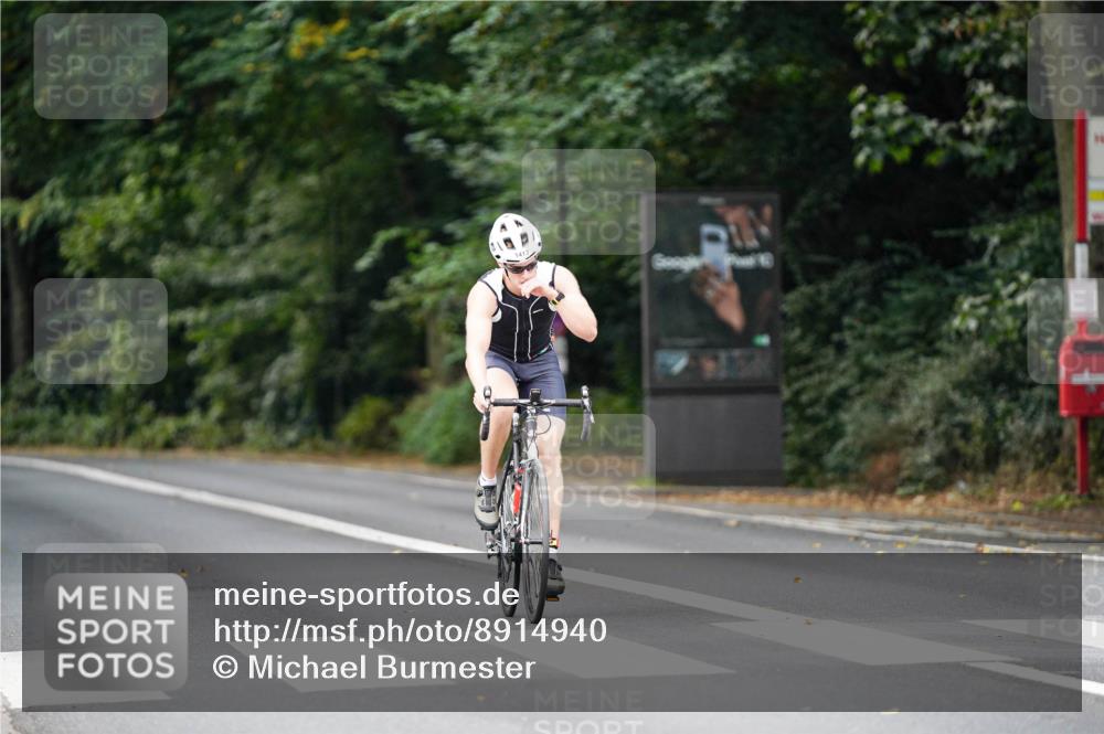 14.09.2025 - Stadtparktriathlon Michael Burmester http://msf.ph/oto/8914940 14.09.2025 12:46:06 Radfahren 1291, 1368, 1413 meine-sportfotos.de