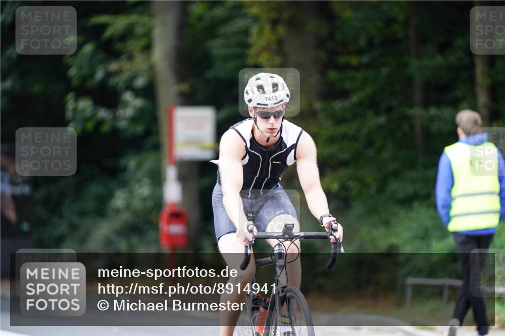 14.09.2025 - Stadtparktriathlon Michael Burmester http://msf.ph/oto/8914941 14.09.2025 12:46:07 Radfahren 1241, 1291, 1368, 1413 meine-sportfotos.de