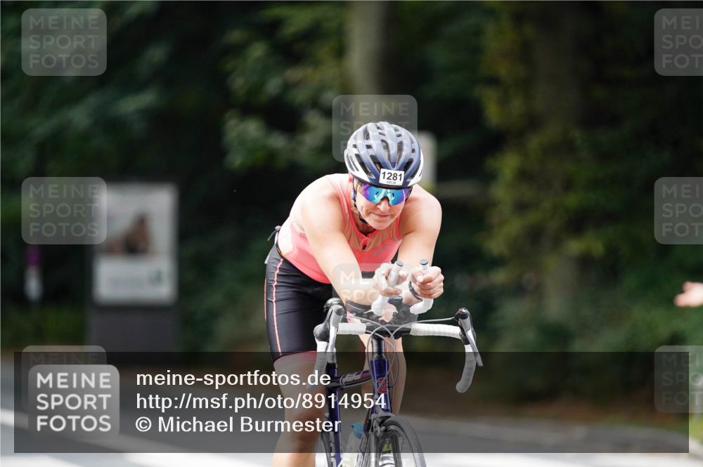 14.09.2025 - Stadtparktriathlon Michael Burmester http://msf.ph/oto/8914954 14.09.2025 12:46:24 Radfahren 1281, 1290, 1319, 1335, 1417 meine-sportfotos.de
