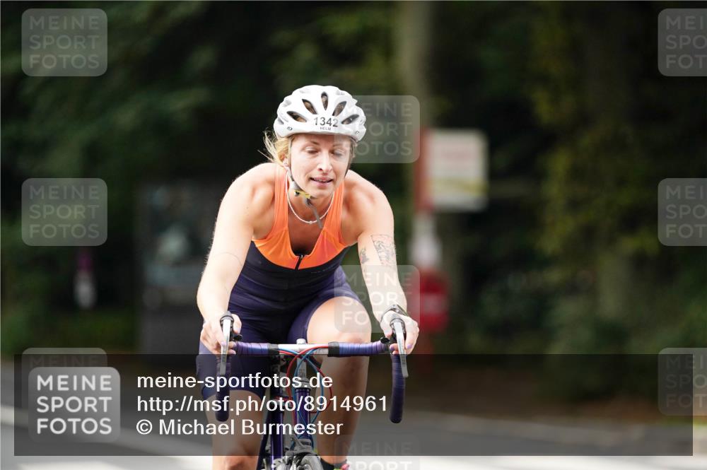 14.09.2025 - Stadtparktriathlon Michael Burmester http://msf.ph/oto/8914961 14.09.2025 12:46:43 Radfahren 1258, 1283, 1342, 1360 meine-sportfotos.de