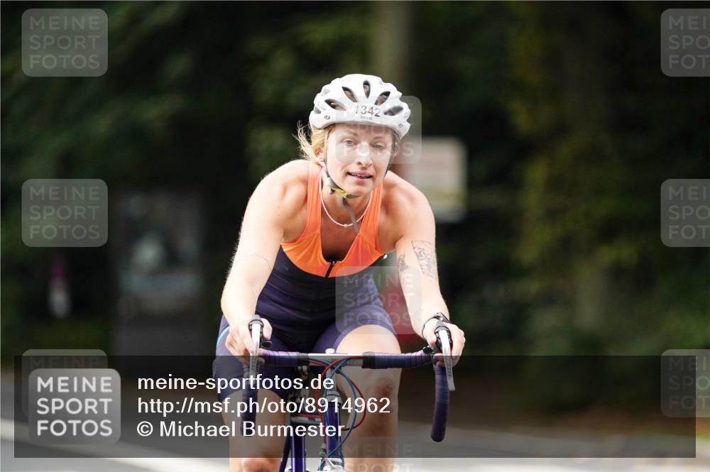 14.09.2025 - Stadtparktriathlon Michael Burmester http://msf.ph/oto/8914962 14.09.2025 12:46:43 Radfahren 1258, 1283, 1342, 1360 meine-sportfotos.de