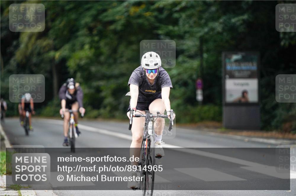 14.09.2025 - Stadtparktriathlon Michael Burmester http://msf.ph/oto/8914965 14.09.2025 12:46:47 Radfahren 1258, 1283, 1326, 1342, 1360 meine-sportfotos.de