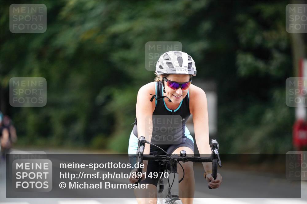14.09.2025 - Stadtparktriathlon Michael Burmester http://msf.ph/oto/8914970 14.09.2025 12:46:54 Radfahren 1256, 1273, 1283, 1326, 1360, 1410 meine-sportfotos.de
