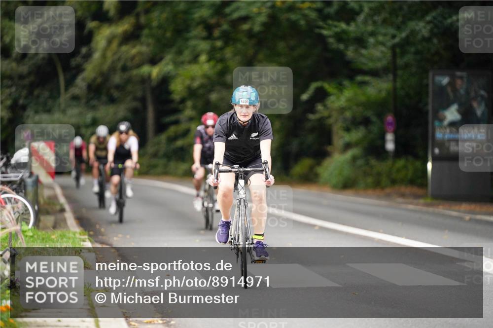 14.09.2025 - Stadtparktriathlon Michael Burmester http://msf.ph/oto/8914971 14.09.2025 12:46:57 Radfahren 1256, 1273, 1326, 1357, 1410 meine-sportfotos.de