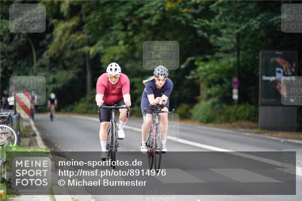 14.09.2025 - Stadtparktriathlon Michael Burmester http://msf.ph/oto/8914976 14.09.2025 12:47:06 Radfahren 1273, 1294, 1357, 1376, 1410 meine-sportfotos.de