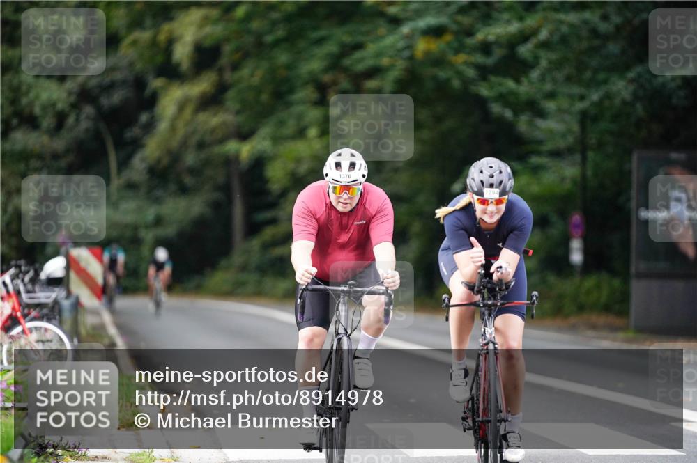 14.09.2025 - Stadtparktriathlon Michael Burmester http://msf.ph/oto/8914978 14.09.2025 12:47:06 Radfahren 1273, 1294, 1357, 1376, 1410 meine-sportfotos.de