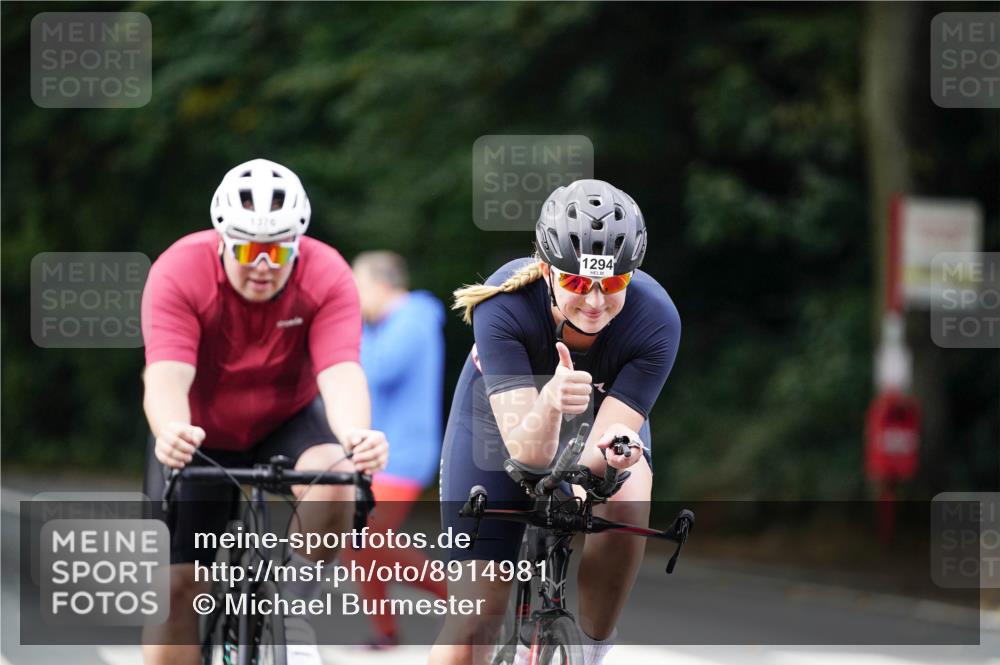 14.09.2025 - Stadtparktriathlon Michael Burmester http://msf.ph/oto/8914981 14.09.2025 12:47:07 Radfahren 1273, 1294, 1317, 1357, 1376 meine-sportfotos.de