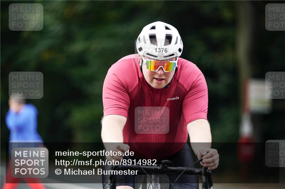 14.09.2025 - Stadtparktriathlon Michael Burmester http://msf.ph/oto/8914982 14.09.2025 12:47:08 Radfahren 1273, 1294, 1317, 1357, 1376 meine-sportfotos.de