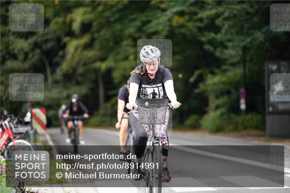 14.09.2025 - Stadtparktriathlon Michael Burmester http://msf.ph/oto/8914991 14.09.2025 12:47:26 Radfahren 1200, 1215, 1275, 1370, 1382 meine-sportfotos.de
