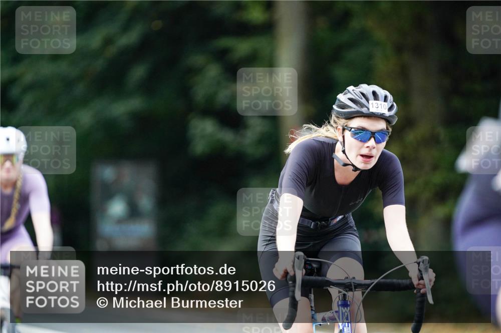 14.09.2025 - Stadtparktriathlon Michael Burmester http://msf.ph/oto/8915026 14.09.2025 12:47:52 Radfahren 1224, 1239, 1245, 1247, 1248, 1263, 1274, 1278, 1301, 1310, 1316, 1330, 1387, 1394, 1419 meine-sportfotos.de