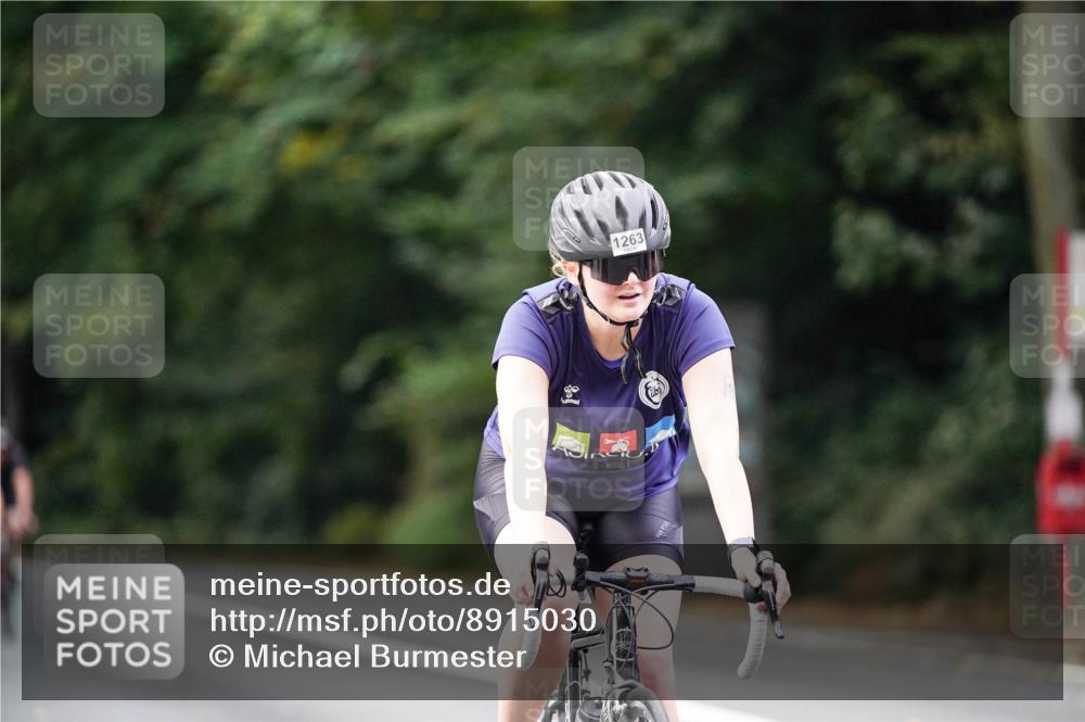14.09.2025 - Stadtparktriathlon Michael Burmester http://msf.ph/oto/8915030 14.09.2025 12:47:55 Radfahren 1224, 1239, 1245, 1247, 1248, 1263, 1274, 1278, 1310, 1316, 1330, 1387, 1394 meine-sportfotos.de