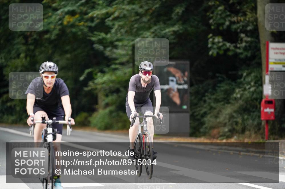 14.09.2025 - Stadtparktriathlon Michael Burmester http://msf.ph/oto/8915034 14.09.2025 12:47:58 Radfahren 1224, 1245, 1247, 1263, 1278, 1310, 1316, 1330, 1387, 1394 meine-sportfotos.de