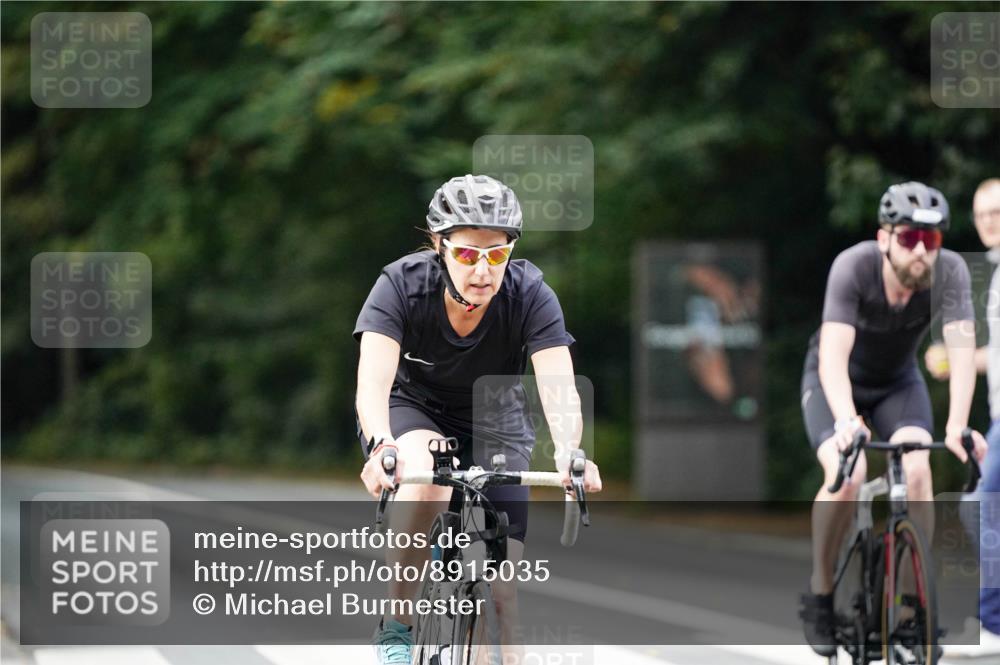 14.09.2025 - Stadtparktriathlon Michael Burmester http://msf.ph/oto/8915035 14.09.2025 12:47:59 Radfahren 1245, 1247, 1251, 1263, 1278, 1316, 1387, 1394 meine-sportfotos.de