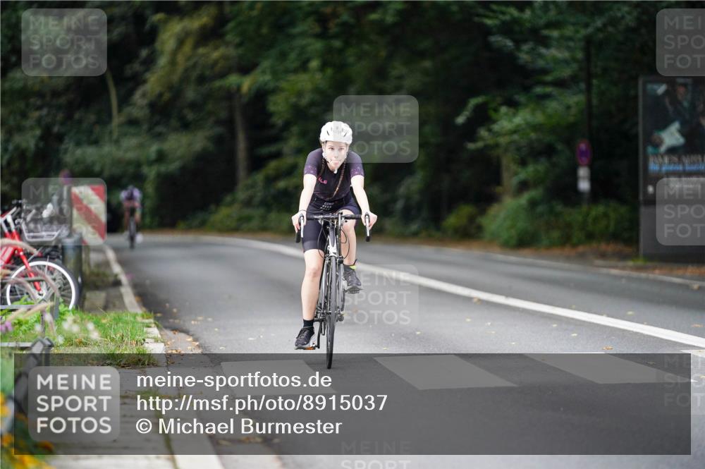 14.09.2025 - Stadtparktriathlon Michael Burmester http://msf.ph/oto/8915037 14.09.2025 12:48:05 Radfahren 1251, 1316, 1387 meine-sportfotos.de