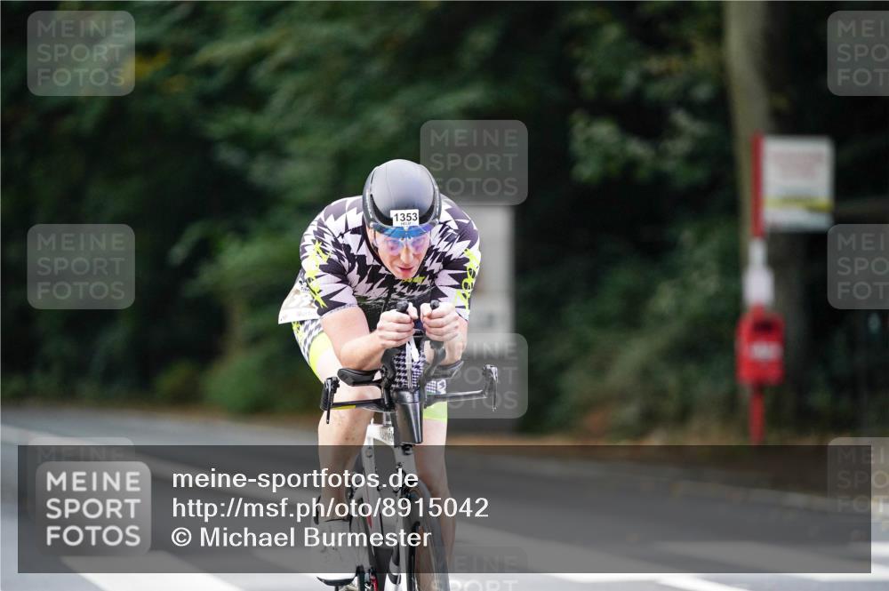 14.09.2025 - Stadtparktriathlon Michael Burmester http://msf.ph/oto/8915042 14.09.2025 12:48:14 Radfahren 1321, 1353, 1389 meine-sportfotos.de