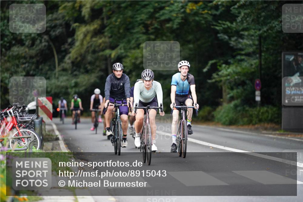 14.09.2025 - Stadtparktriathlon Michael Burmester http://msf.ph/oto/8915043 14.09.2025 12:48:19 Radfahren 1249, 1306, 1321, 1327, 1353, 1358, 1374, 1389 meine-sportfotos.de