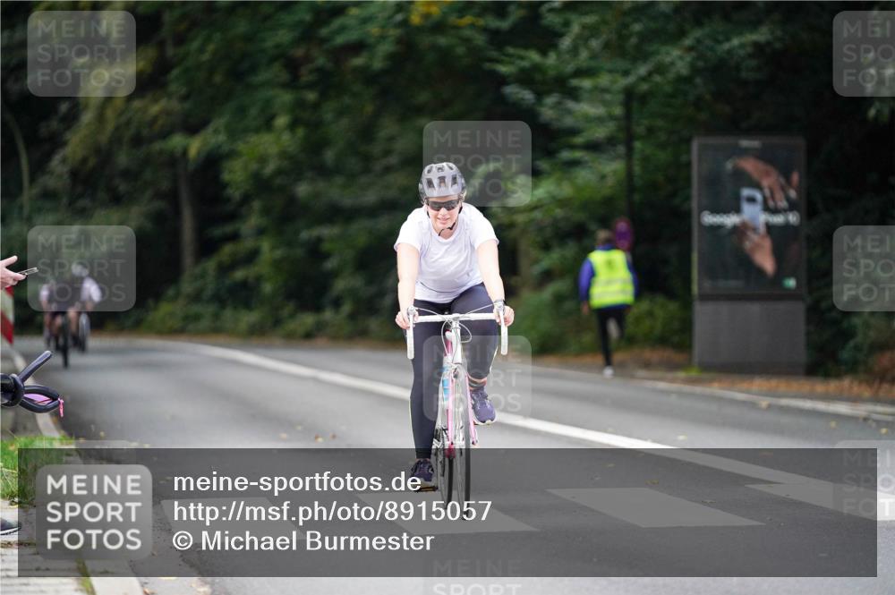 14.09.2025 - Stadtparktriathlon Michael Burmester http://msf.ph/oto/8915057 14.09.2025 12:48:30 Radfahren 1249, 1254, 1306, 1327 meine-sportfotos.de