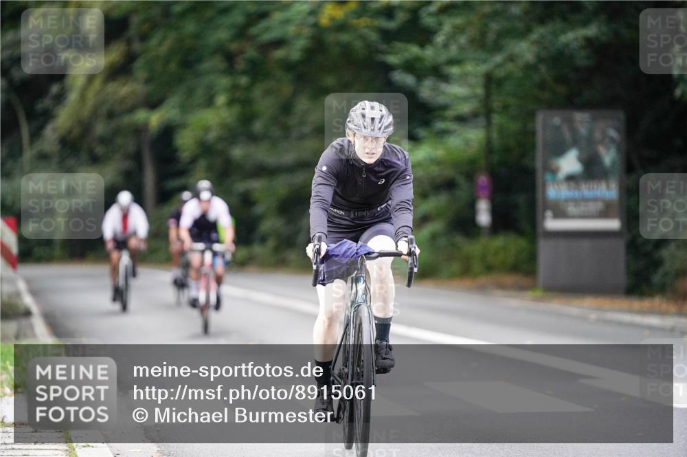 14.09.2025 - Stadtparktriathlon Michael Burmester http://msf.ph/oto/8915061 14.09.2025 12:48:38 Radfahren 1175, 1254, 1289, 1384, 1403 meine-sportfotos.de
