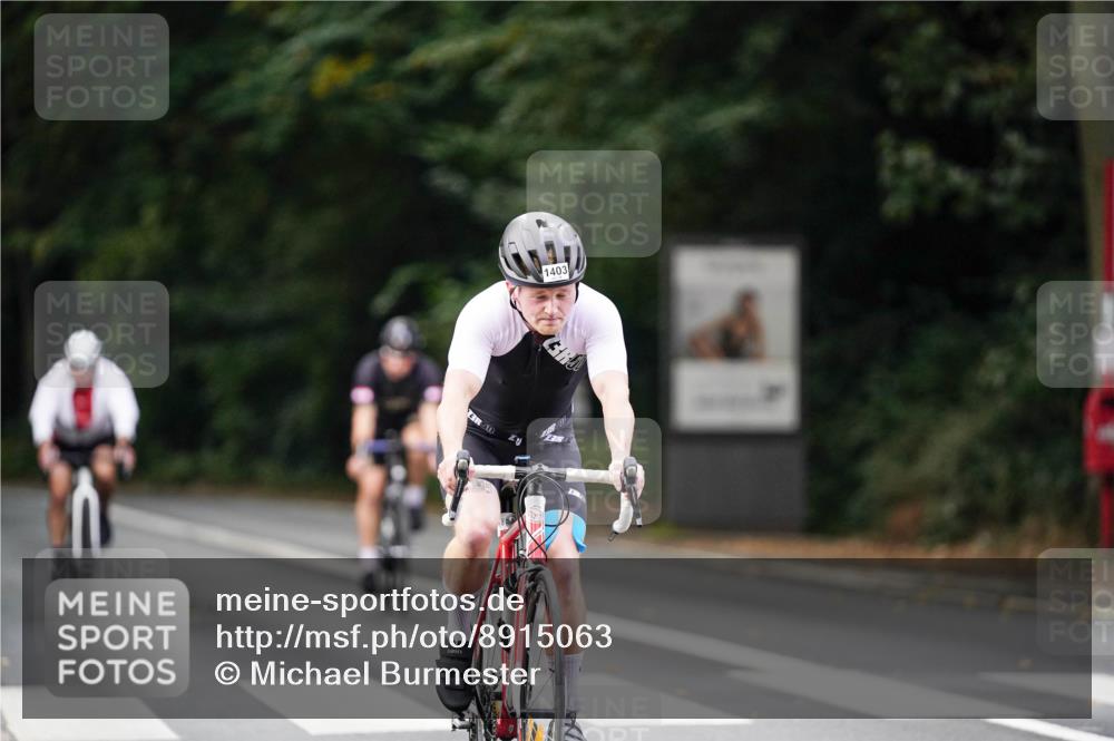 14.09.2025 - Stadtparktriathlon Michael Burmester http://msf.ph/oto/8915063 14.09.2025 12:48:41 Radfahren 1175, 1289, 1384, 1403 meine-sportfotos.de