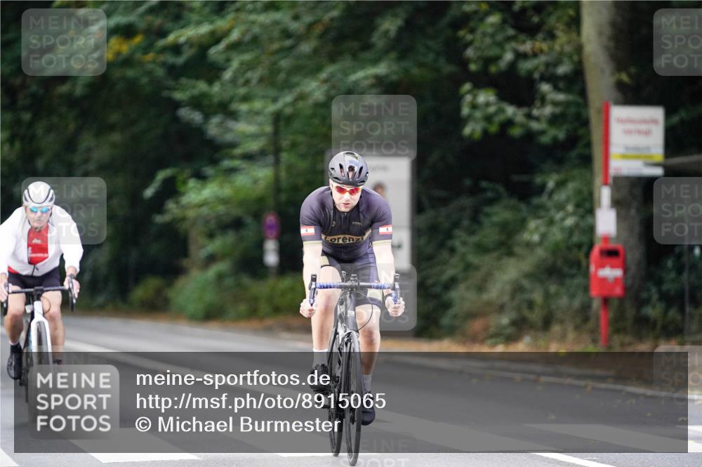 14.09.2025 - Stadtparktriathlon Michael Burmester http://msf.ph/oto/8915065 14.09.2025 12:48:42 Radfahren 1175, 1289, 1384, 1403 meine-sportfotos.de