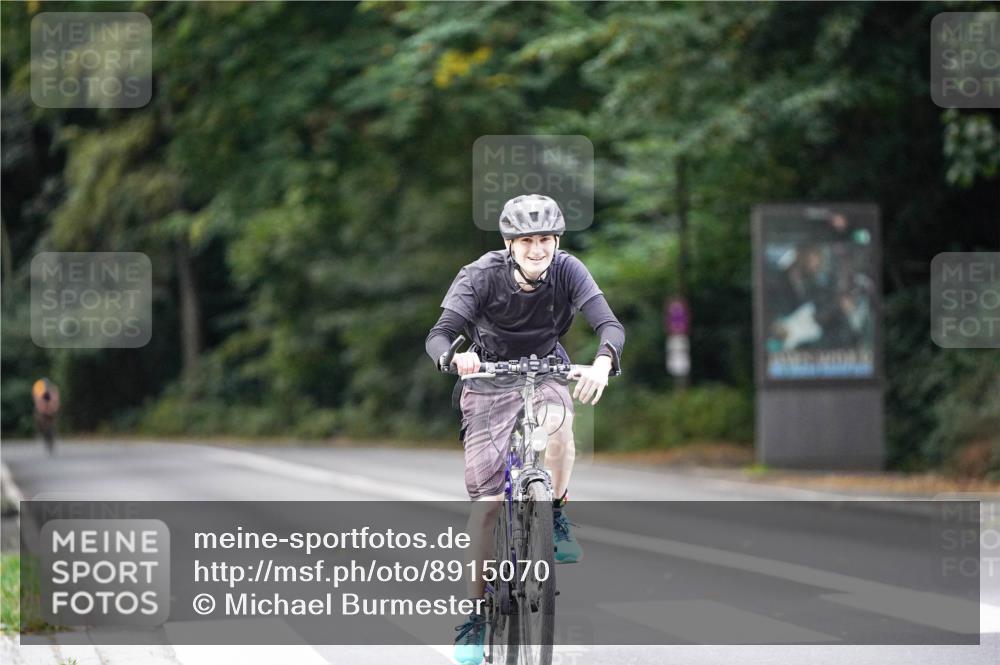 14.09.2025 - Stadtparktriathlon Michael Burmester http://msf.ph/oto/8915070 14.09.2025 12:48:52 Radfahren 1175, 1371 meine-sportfotos.de