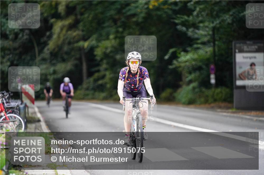 14.09.2025 - Stadtparktriathlon Michael Burmester http://msf.ph/oto/8915075 14.09.2025 12:49:07 Radfahren 1288, 1309, 1411 meine-sportfotos.de