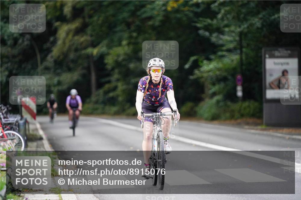 14.09.2025 - Stadtparktriathlon Michael Burmester http://msf.ph/oto/8915076 14.09.2025 12:49:07 Radfahren 1288, 1309, 1411 meine-sportfotos.de