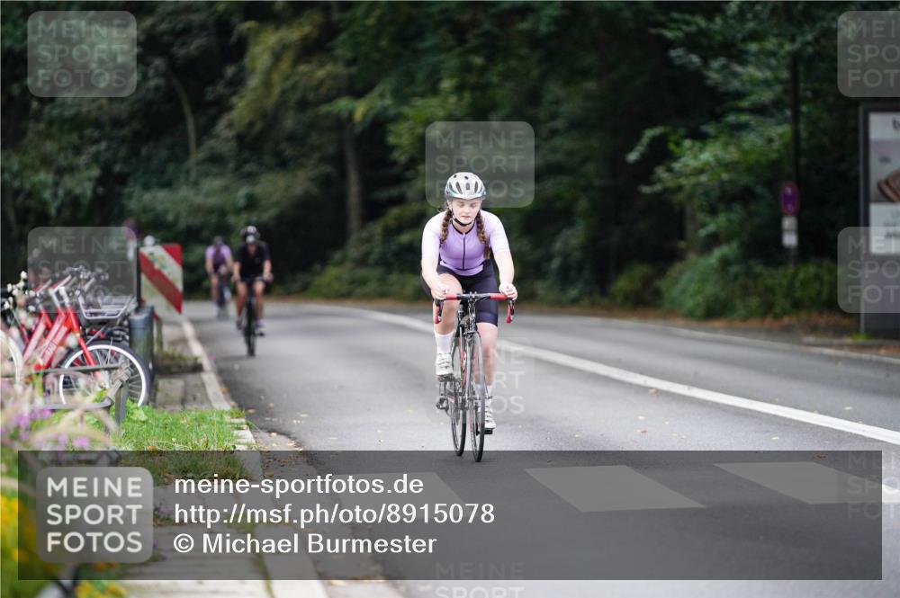 14.09.2025 - Stadtparktriathlon Michael Burmester http://msf.ph/oto/8915078 14.09.2025 12:49:11 Radfahren 1229, 1288, 1309 meine-sportfotos.de
