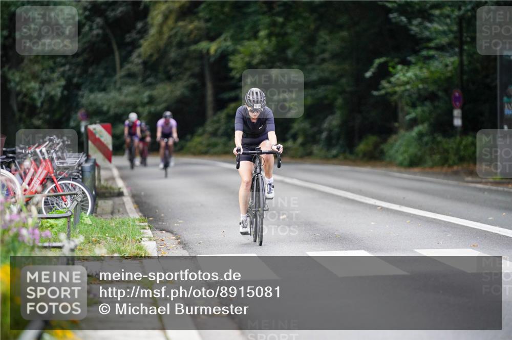 14.09.2025 - Stadtparktriathlon Michael Burmester http://msf.ph/oto/8915081 14.09.2025 12:49:15 Radfahren 1229, 1288, 1304, 1309 meine-sportfotos.de