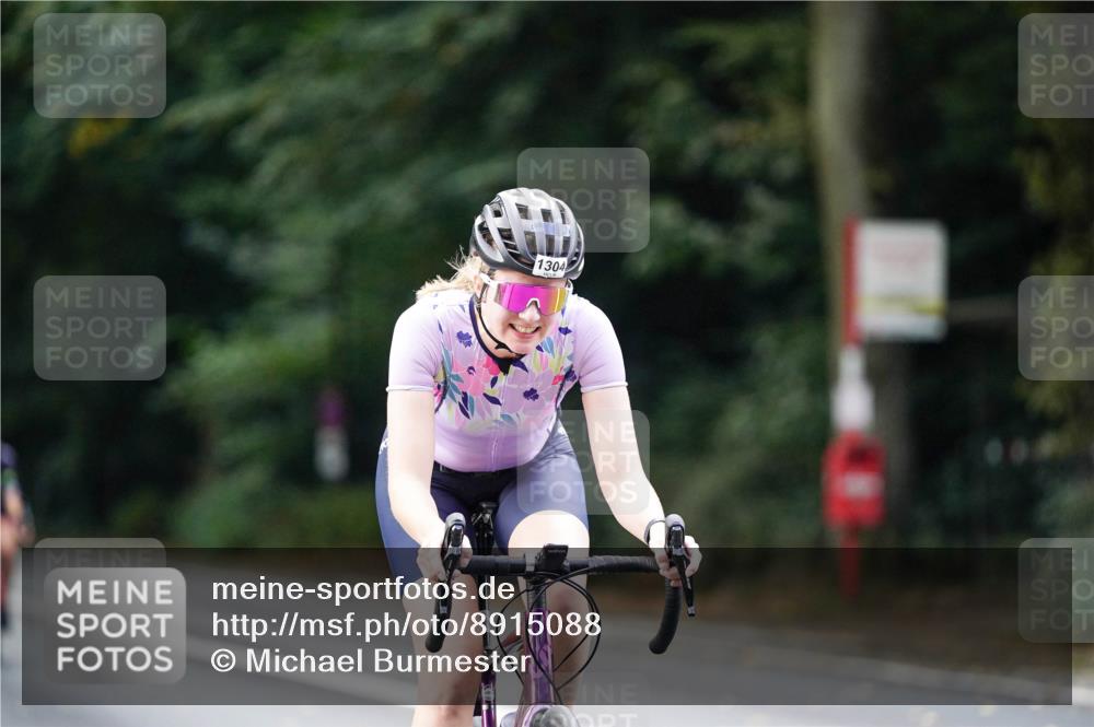 14.09.2025 - Stadtparktriathlon Michael Burmester http://msf.ph/oto/8915088 14.09.2025 12:49:22 Radfahren 1229, 1237, 1255, 1304, 1385 meine-sportfotos.de