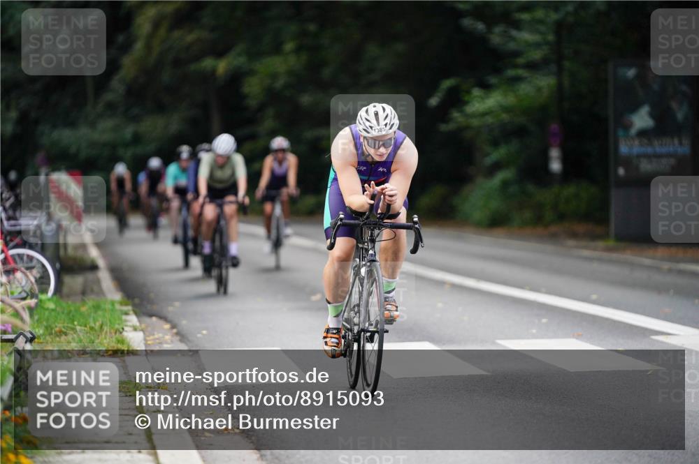 14.09.2025 - Stadtparktriathlon Michael Burmester http://msf.ph/oto/8915093 14.09.2025 12:49:29 Radfahren 1237, 1255, 1260, 1268, 1304, 1332, 1336, 1355, 1385, 1400 meine-sportfotos.de