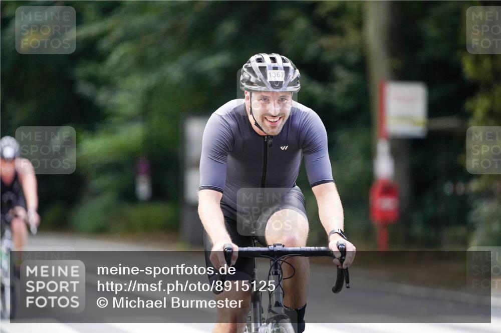 14.09.2025 - Stadtparktriathlon Michael Burmester http://msf.ph/oto/8915125 14.09.2025 12:50:07 Radfahren 1279, 1297, 1367, 1407 meine-sportfotos.de