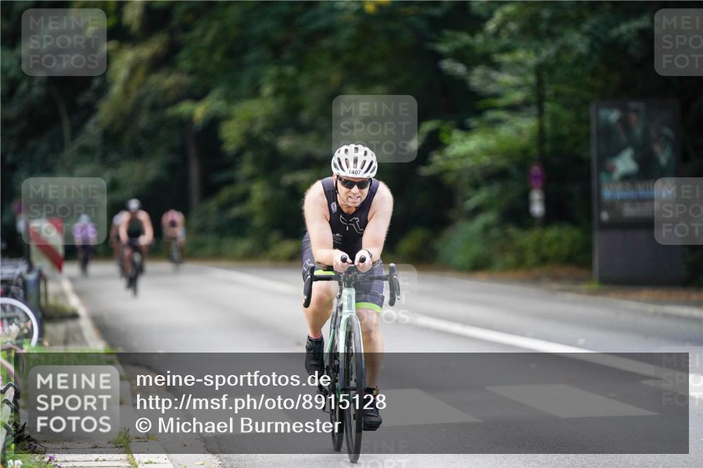 14.09.2025 - Stadtparktriathlon Michael Burmester http://msf.ph/oto/8915128 14.09.2025 12:50:11 Radfahren 1250, 1297, 1367, 1407 meine-sportfotos.de