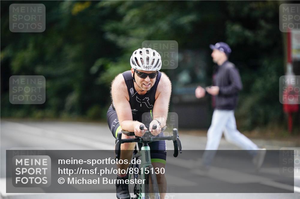 14.09.2025 - Stadtparktriathlon Michael Burmester http://msf.ph/oto/8915130 14.09.2025 12:50:11 Radfahren 1250, 1297, 1367, 1407 meine-sportfotos.de