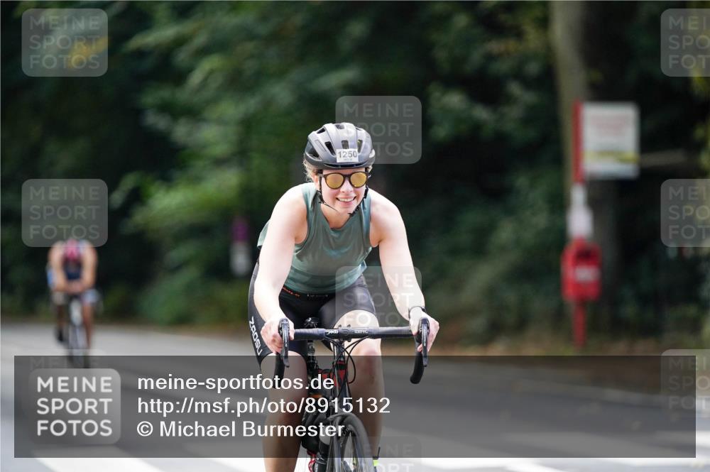 14.09.2025 - Stadtparktriathlon Michael Burmester http://msf.ph/oto/8915132 14.09.2025 12:50:17 Radfahren 1250, 1334, 1383, 1407 meine-sportfotos.de