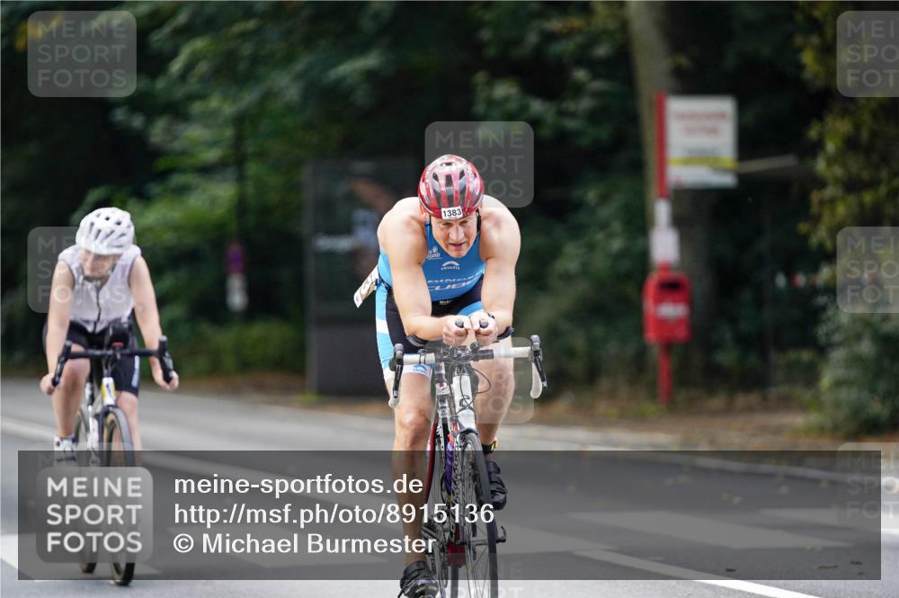14.09.2025 - Stadtparktriathlon Michael Burmester http://msf.ph/oto/8915136 14.09.2025 12:50:20 Radfahren 1250, 1331, 1334, 1361, 1383 meine-sportfotos.de