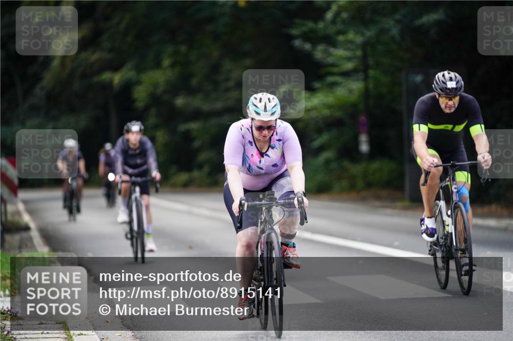 14.09.2025 - Stadtparktriathlon Michael Burmester http://msf.ph/oto/8915141 14.09.2025 12:50:25 Radfahren 1222, 1329, 1331, 1334, 1361, 1383, 1405 meine-sportfotos.de