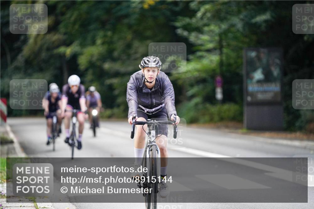 14.09.2025 - Stadtparktriathlon Michael Burmester http://msf.ph/oto/8915144 14.09.2025 12:50:27 Radfahren 1222, 1232, 1277, 1329, 1331, 1334, 1361, 1383, 1405 meine-sportfotos.de