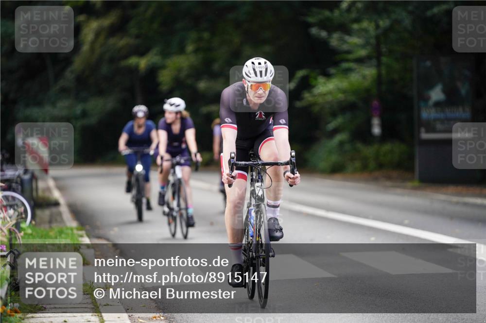 14.09.2025 - Stadtparktriathlon Michael Burmester http://msf.ph/oto/8915147 14.09.2025 12:50:29 Radfahren 1222, 1232, 1277, 1329, 1331, 1334, 1361, 1405 meine-sportfotos.de